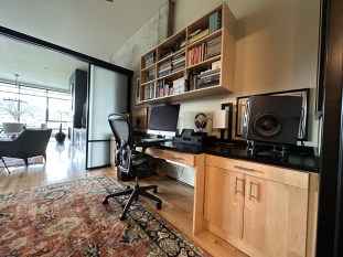 Custom Home Office Design and Cabinets