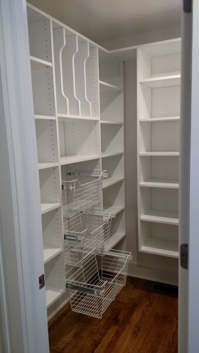 Pantry-Storage-White-Walk-in