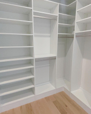 White Wallk-in Closet Floor Based 2
