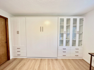 Murphy Bed White Rainer Wood Grain