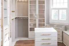 Walk-in-Closet-1 Walk-in-Closet-1