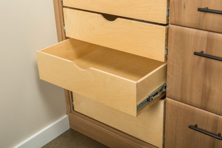 Pull Out Drawer