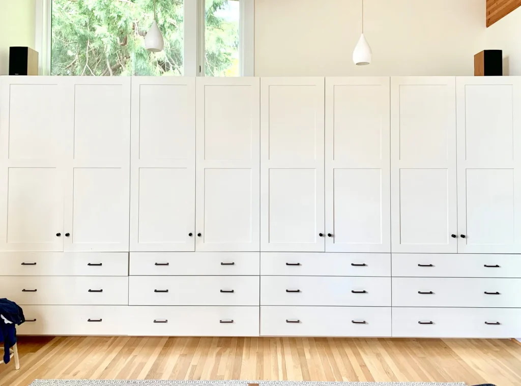 Custom wall-to-wall wardrobe closet system
